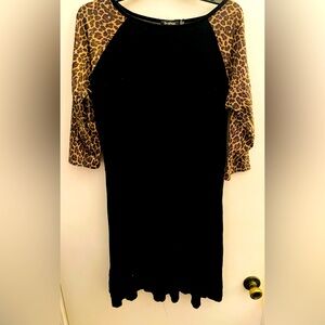 Boohoo black leopard sleeve dress